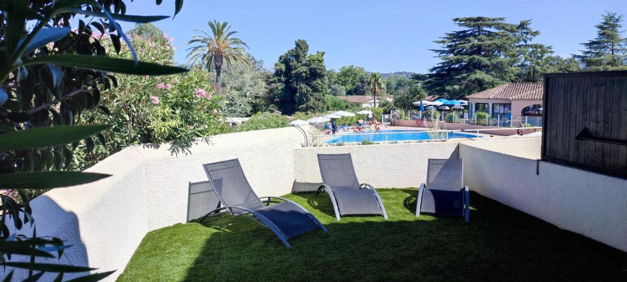 Chez Adriana Appartement Cosy Avec Jardin, Proche Plage Grimaud Esterno foto